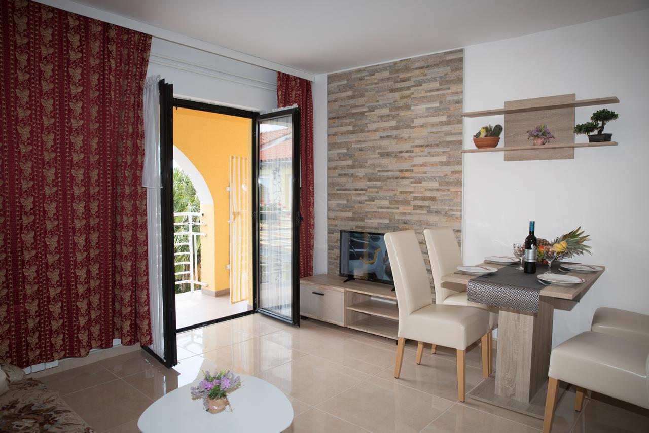 Apartments Paradis Rovinj Bilik gambar